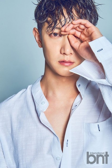 Lee Jung-hyuk fotoğrafı