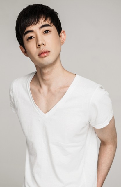 Lee Gang-wook fotoğrafı