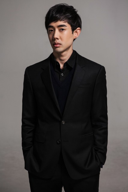 Lee Gang-wook fotoğrafı