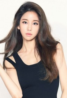 Yoo Ri-ah Fotoğrafları 23