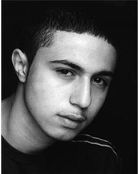 Adam Deacon Fotoğrafları 5