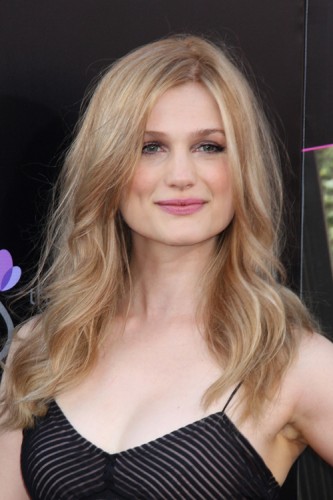 Alison Sudol Fotoğrafları 49