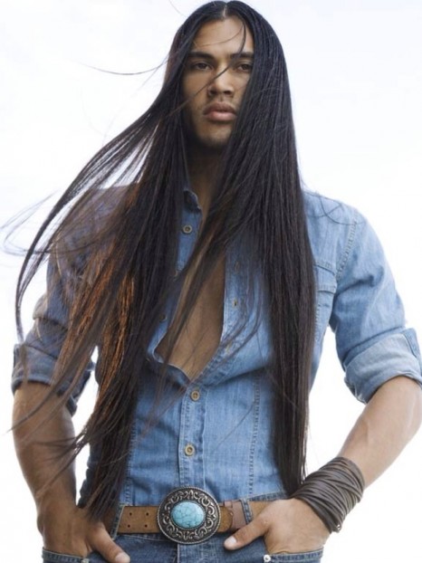 Martin Sensmeier Fotoğrafı