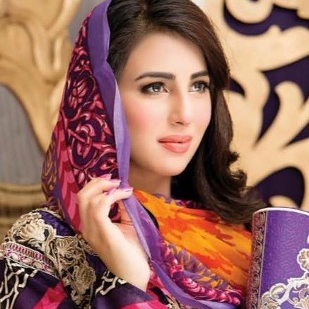 Ushna Shah Fotoğrafları 2