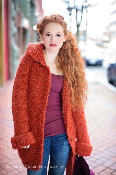 Madelaine  Petsch Fotoğrafı
