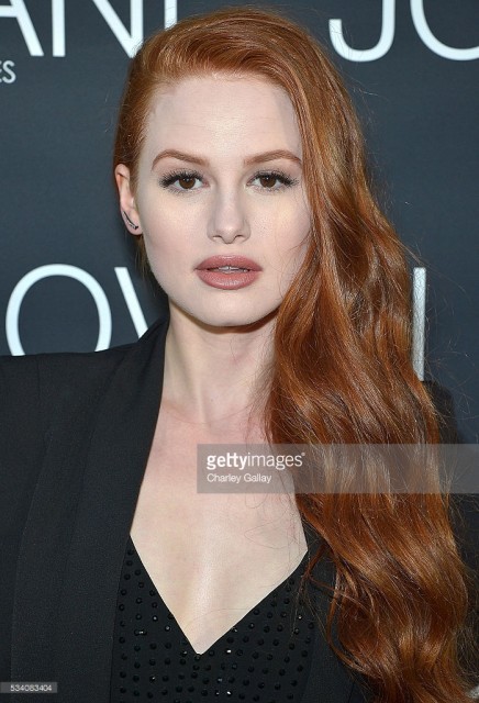 Madelaine  Petsch Fotoğrafları 5