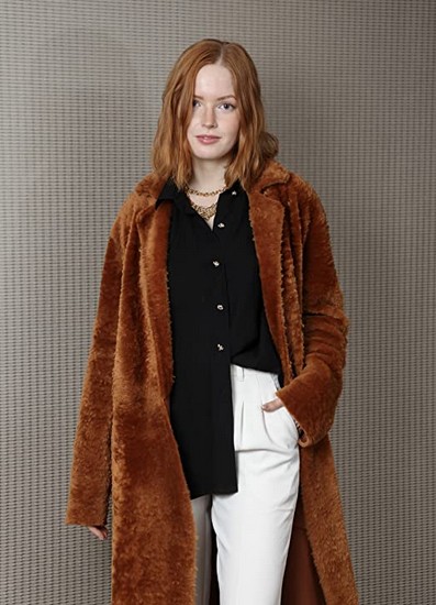 Ellie Bamber Fotoğrafı