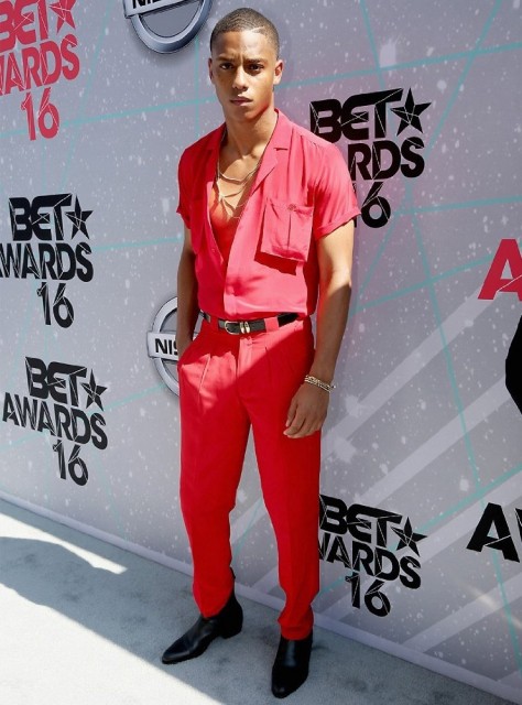 Keith  Powers  Fotoğrafları 4