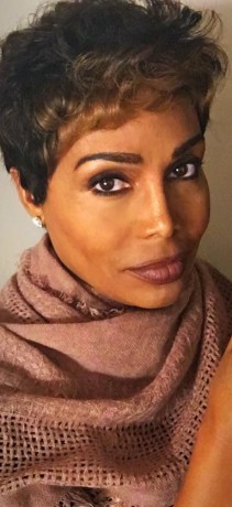 Gina  Jackson Fotoğrafı