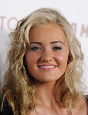 AJ Michalka Fotoğrafı