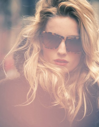 Annabelle Wallis fotoğrafı