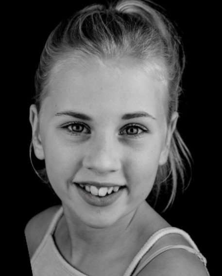 Angel-May  Webb Fotoğrafı
