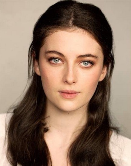 Millie Brady Fotoğrafı