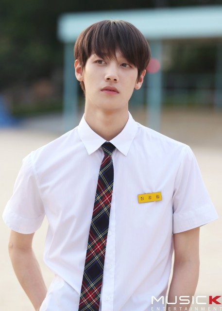 HyunJun (i) Fotoğrafı