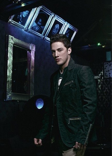 Michael Trevino Fotoğrafları 61