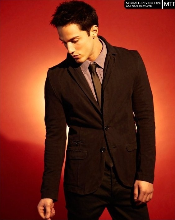 Michael Trevino Fotoğrafları 70