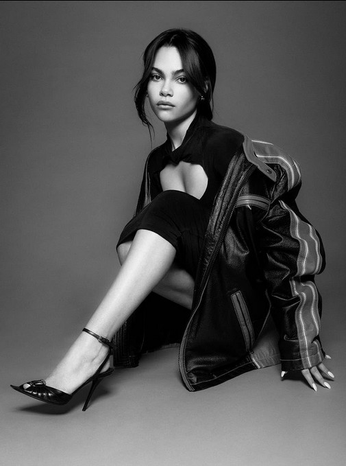 Ariana Greenblatt Fotoğrafı