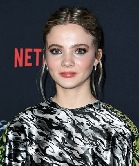 Freya Allan Fotoğrafı