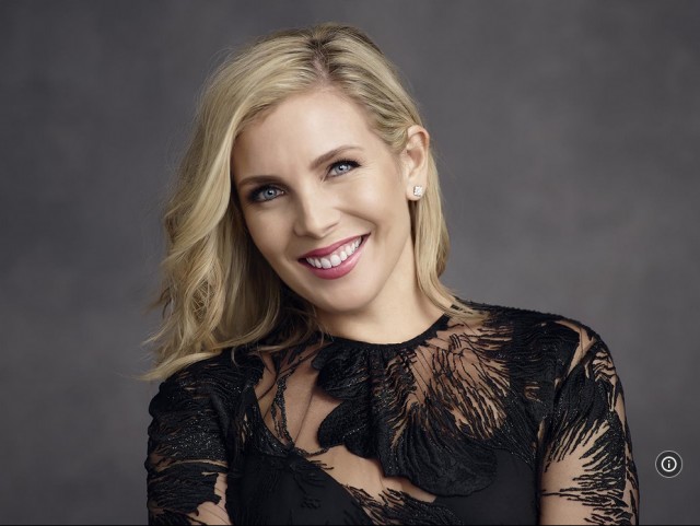 June Diane Raphael Fotoğrafı