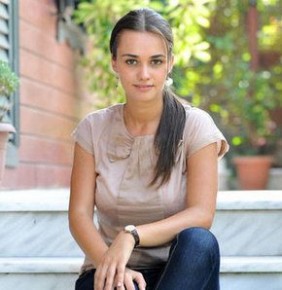 Hande Soral Fotoğrafı