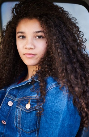 Malia Baker Fotoğrafı