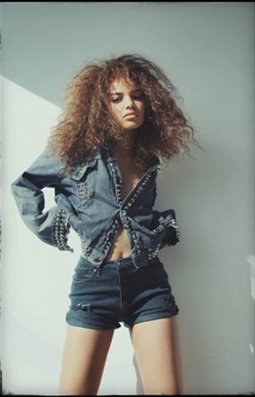 Leslie Grace Fotoğrafları 3