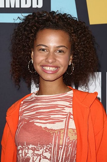 Ashley Aufderheide Fotoğrafı