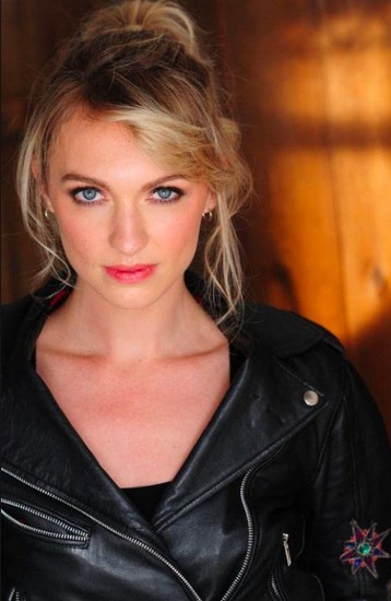 Olivia Buckle Fotoğrafı