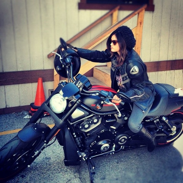 Lucy Hale Fotoğrafı