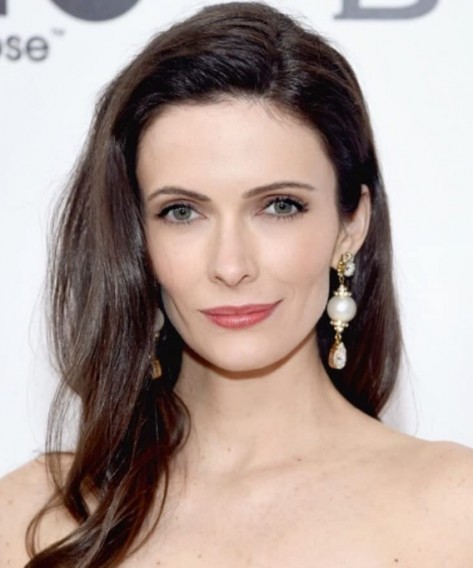 Bitsie Tulloch Fotoğrafları 36