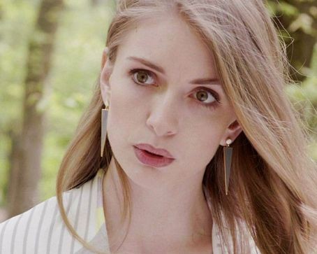 Yasemin Allen Fotoğrafı