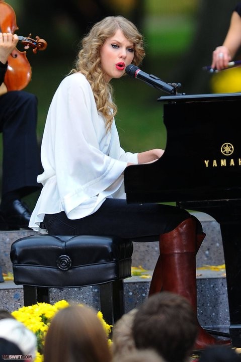 Taylor Swift Fotoğrafları 1320