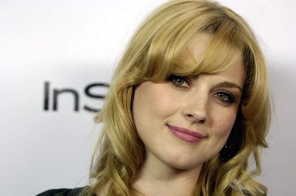 Alexandra Breckenridge Fotoğrafları 56