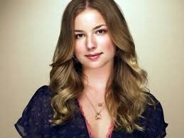 Emily VanCamp Fotoğrafı