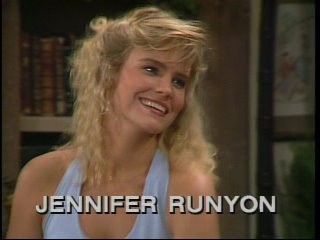 Jennifer Runyon Fotoğrafları 3