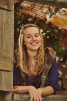 Bridgit Mendler Fotoğrafı