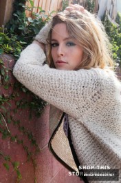 Bridgit Mendler Fotoğrafı