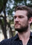 Alex Pettyfer ve Charlotte Le Bon Bilimkurgu Filmi ‘Warning’in Kadrosuna Girdi