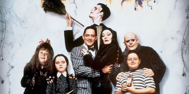 Charlize Theron The Addams Family Animasyonunun Kadrosuna Katıldı