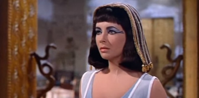 Cleopatra dizisi yolda