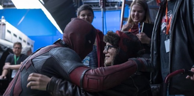 ‘Deadpool’ kanser hastası çocukları böyle sevindirdi