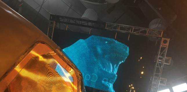 Godzilla Yüzünü Gösterdi!