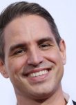 Greg Berlanti Fox İçin ‘The Editor’ Filmini Yönetecek