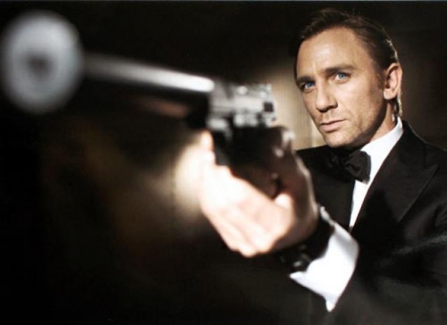 James Bond'un çekimleri olaylı başladı James Bond'un çekimleri olaylı başladı