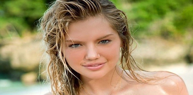 Kate Upton Oyunculuğa Isınıyor