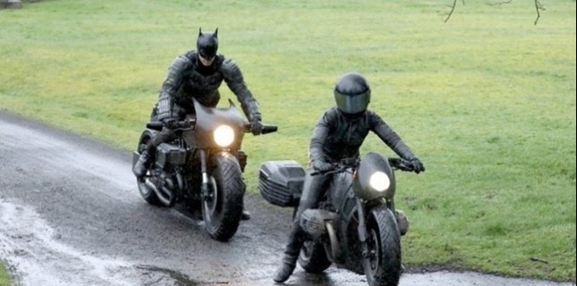 Robert Pattinson’lı The Batman Setinden Yepyeni Görseller Robert Pattinson’lı The Batman Setinden Yepyeni Görseller