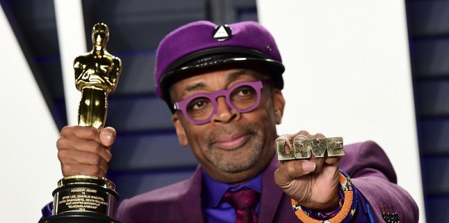 Spike Lee’den, “Yeşil Rehber”in En İyi Film Oscar Ödülü’nü Almasına Tepki 