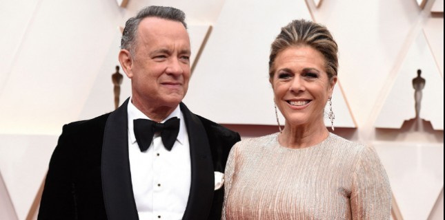 Tom Hanks ve Rita Wilson Hastaneden Çıktı