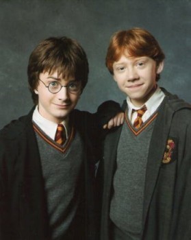 Harry Potter ve Felsefe TaşıHarry ve Ron Arkadaşlığına Dair Bilinmeyen Bir Gerçek Harry Potter ve Felsefe TaşıHarry ve Ron Arkadaşlığına Dair Bilinmeyen Bir Gerçek