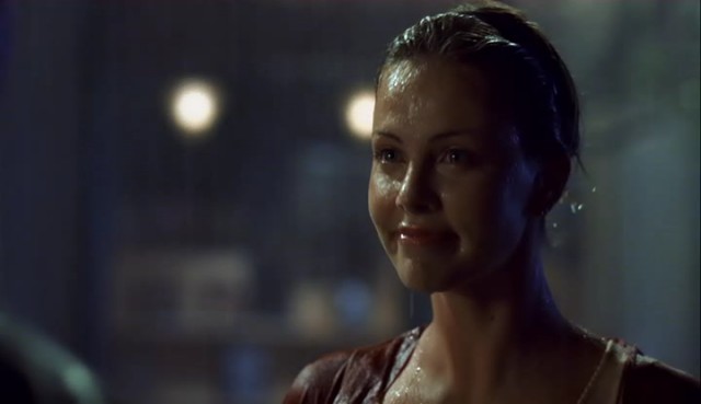 Kasımda Aşk Başkadır Fotoğrafı